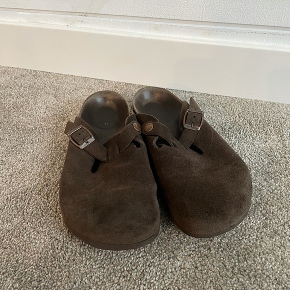 Birkenstock’s - Picture 1 of 5